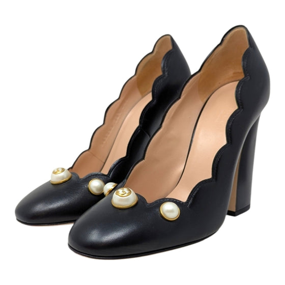 Gucci Willow GG logo pearl heels in black, size 36.5