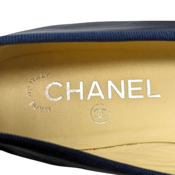 Chanel ballet flats in navy blue, size 37