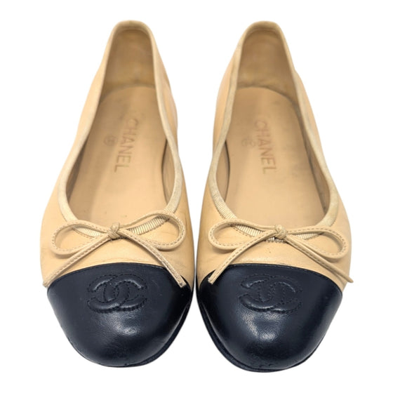 Chanel ballet flats in two tone beige black, size 37.5