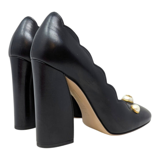 Gucci Willow GG logo pearl heels in black, size 36.5