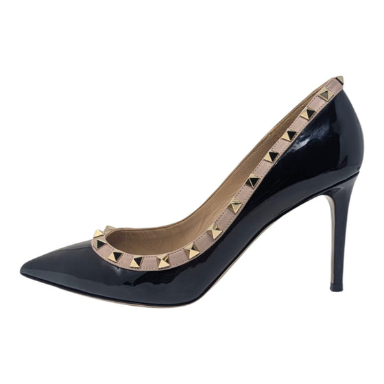 Valentino Rockstud pumps in black patent and blush, size 38