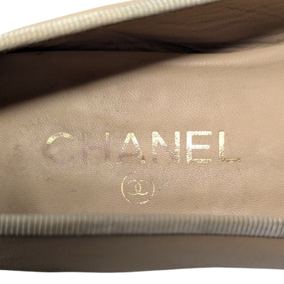 Chanel ballet flats in two tone beige black, size 37.5