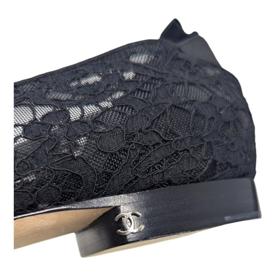 Chanel pointed toe lace and grosgrain flats in black, size 39