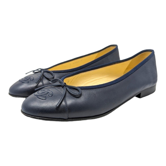 Chanel ballet flats in navy blue, size 37