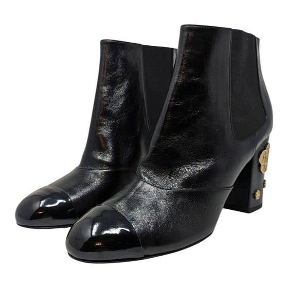 Chanel 2016 camellia chelsea bootie in black, size 42