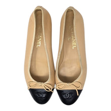  Chanel ballet flats ballerinas two tone beige black CC logo cap toe 39