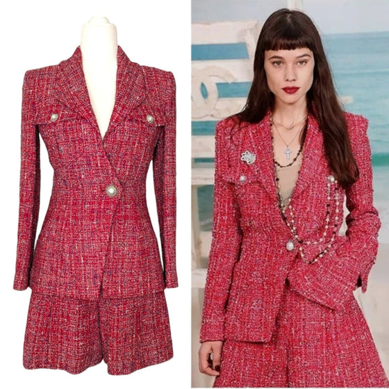 Chanel 2019 tweed blazer shorts suit in red tweed, size FR34