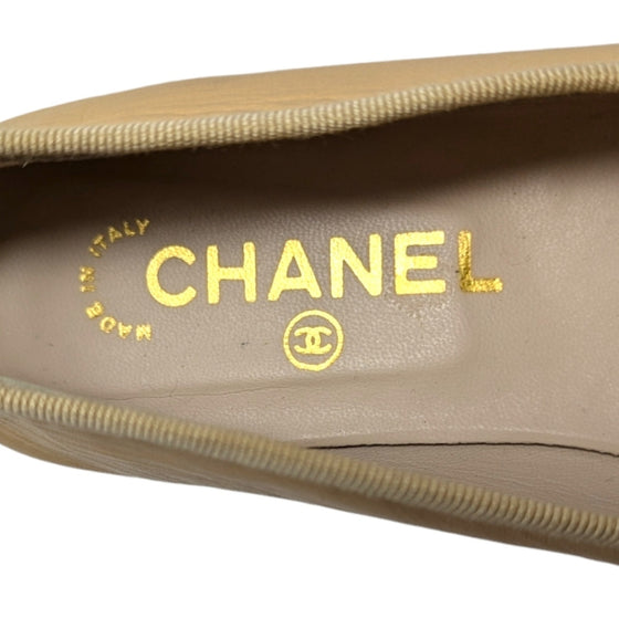 Chanel ballet flats in beige and black, size 37.5