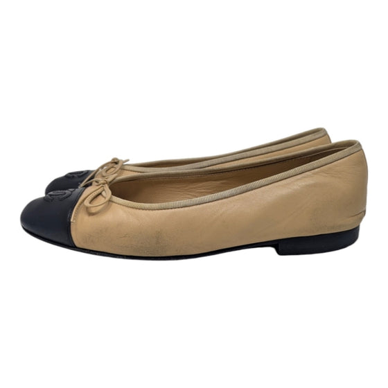 Chanel ballet flats in two tone beige black, size 37.5