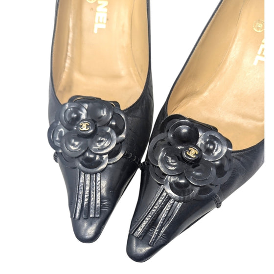 Vintage Chanel Camellia pointed toe pumps in black, size 38